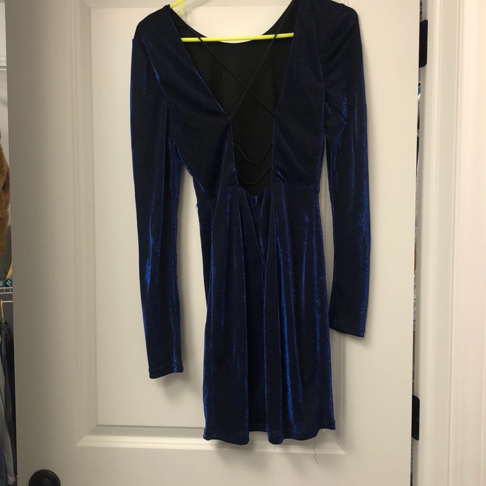 Mini dress - Picture 2 of 3
